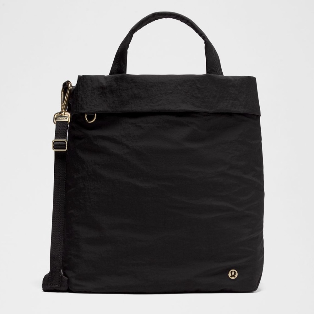 Like new- Lululemon On My Level Tote Bag